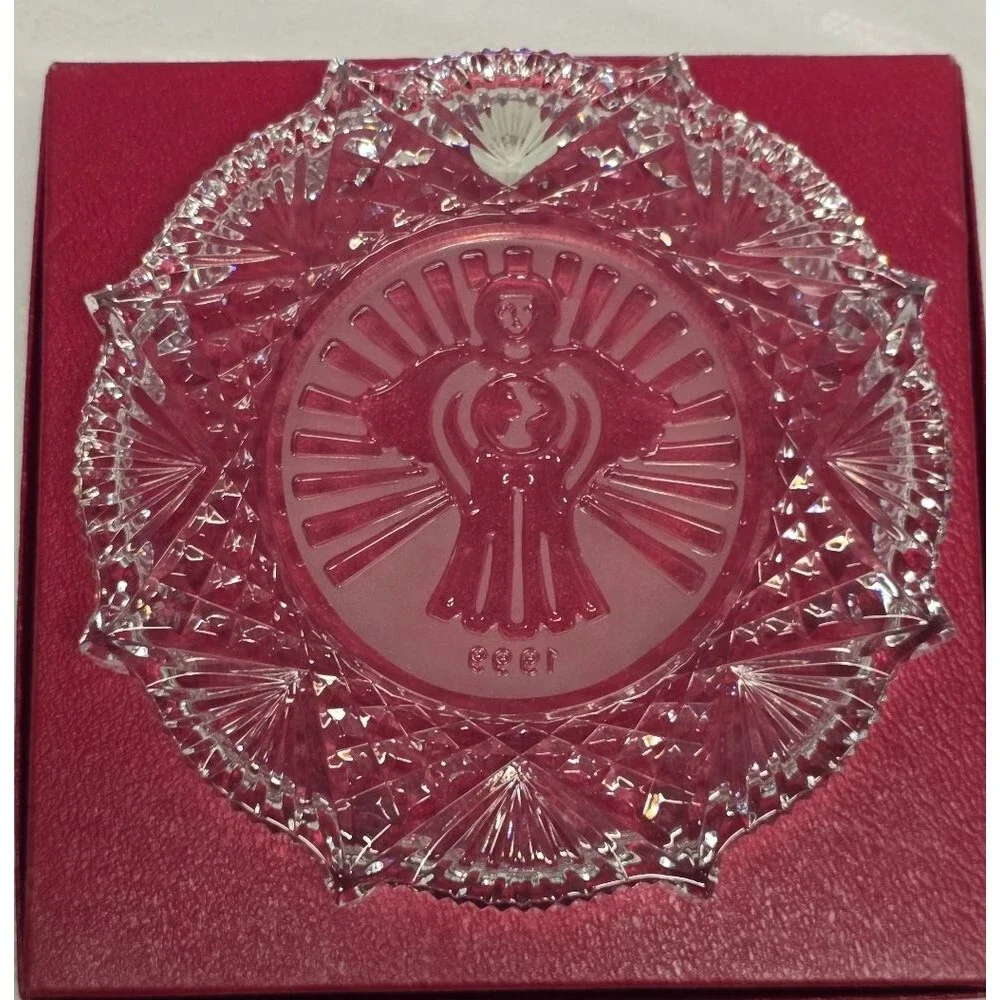 Waterford Crystal Songs of Christmas 4th Edition Joy to the World 1999 Plate NEW